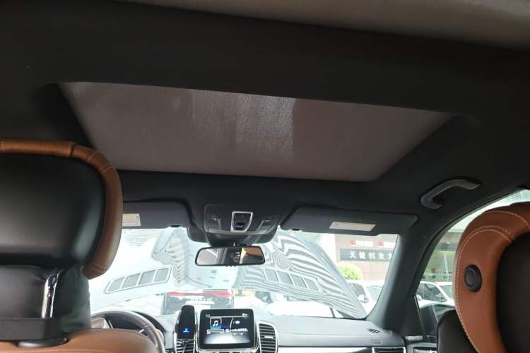 Used Mercedes-Benz GLS  Headliner