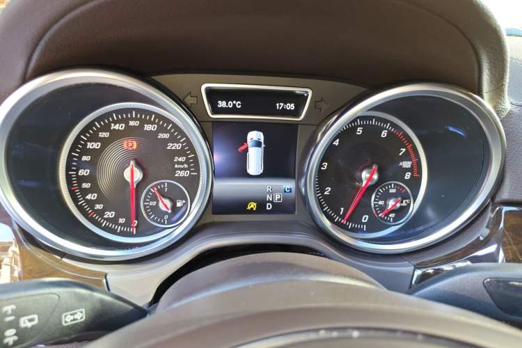Used Mercedes-Benz GLS 2018 Refreshed GLS 400 4MATIC Dynamic Edition Instrument Cluster