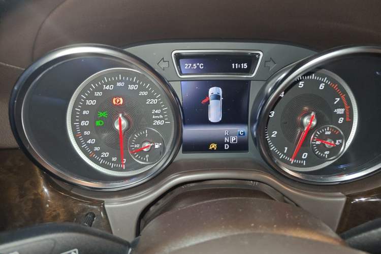 Used Mercedes-Benz GLS 2018 Refreshed GLS 400 4MATIC Dynamic Edition Instrument Cluster
