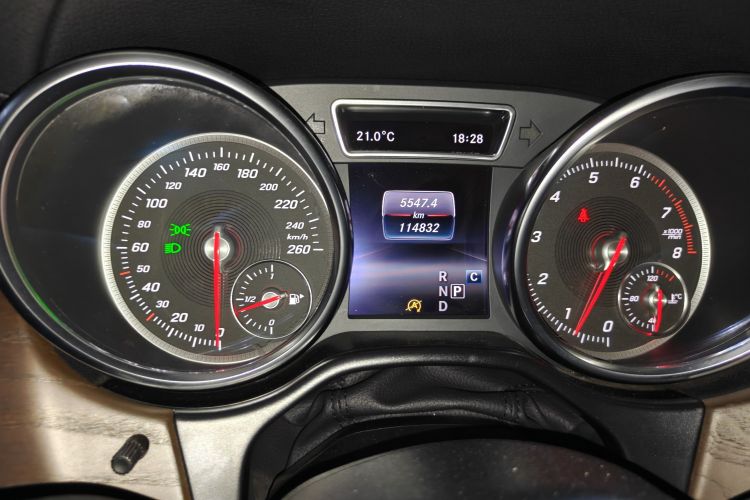 Used Mercedes-Benz GLS 2018 GLS 400 4MATIC Luxury Model Instrument Cluster