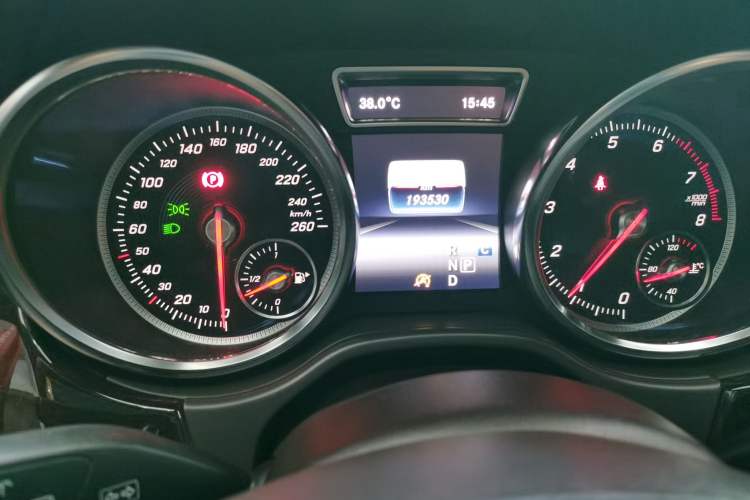 Used Mercedes-Benz GLS 2018 Refreshed GLS 400 4MATIC Dynamic Edition Instrument Cluster