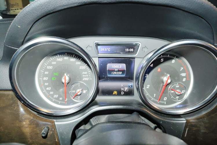 Used Mercedes-Benz GLS 2018 Refreshed GLS 400 4MATIC Dynamic Edition Instrument Cluster