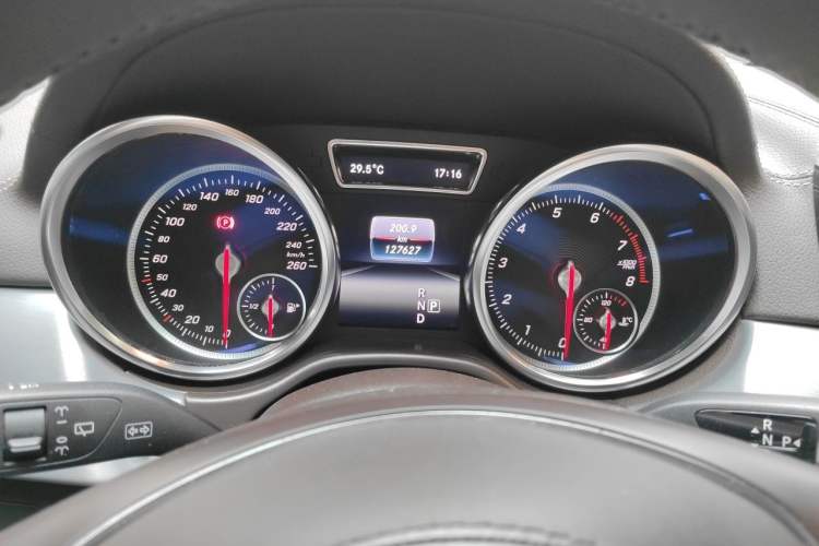 Used Mercedes-Benz GLS 2018 Facelift GLS 320 4MATIC Instrument Cluster