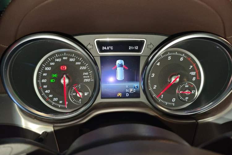 Used Mercedes-Benz GLS 2018 GLS 320 4MATIC Instrument Cluster