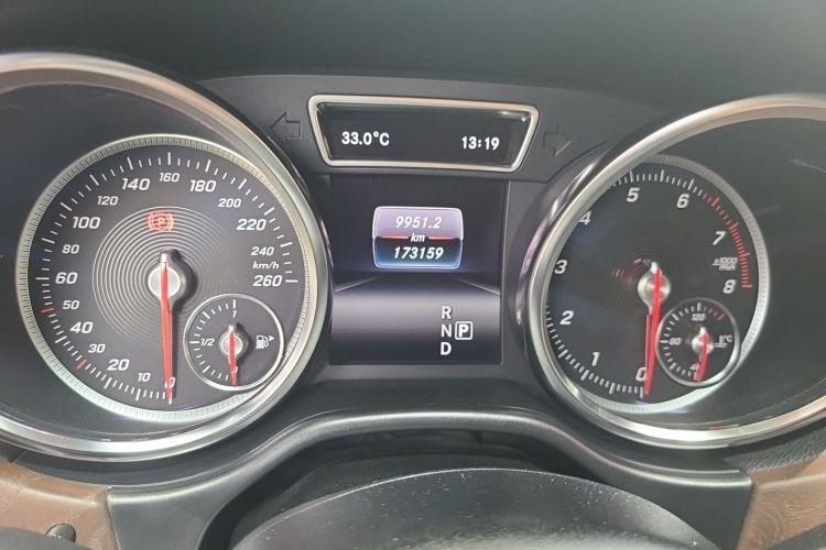 Used Mercedes-Benz GLS 2018 Restyled GLS 400 4MATIC Luxury Edition Instrument Cluster