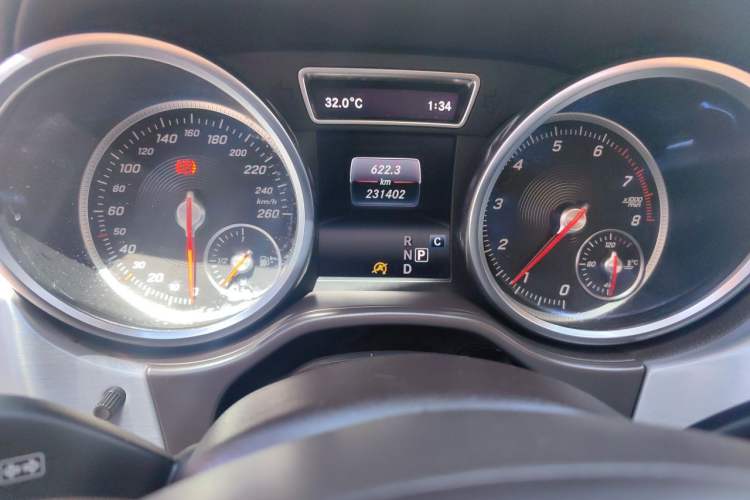 Used Mercedes-Benz GLS 2018 GLS 320 4MATIC Instrument Cluster