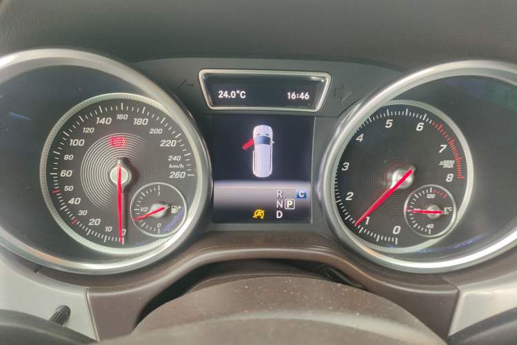 Used Mercedes-Benz GLS 2018 GLS 320 4MATIC Instrument Cluster