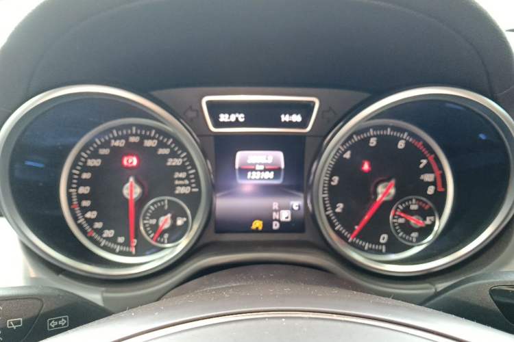 Used Mercedes-Benz GLS 2018 Facelift GLS 320 4MATIC Instrument Cluster