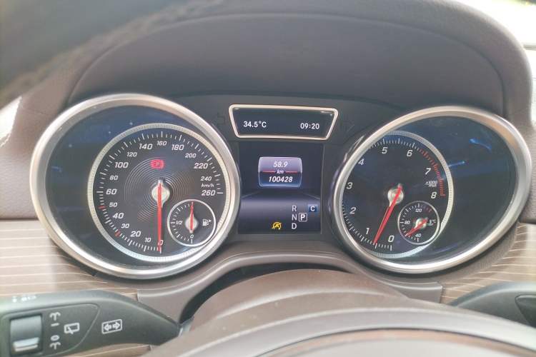 Used Mercedes-Benz GLS 2018 Refreshed GLS 400 4MATIC Dynamic Edition Instrument Cluster