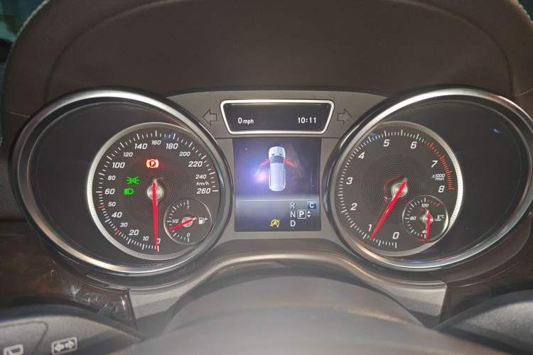 Used Mercedes-Benz GLS 2018 Refreshed GLS 400 4MATIC Dynamic Edition Instrument Cluster