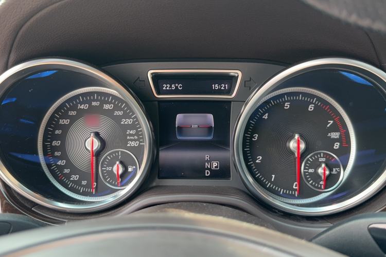 Used Mercedes-Benz GLS 2018 GLS 400 4MATIC Dynamic Model Instrument Cluster