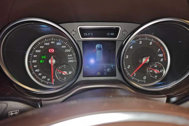 Used Mercedes-Benz GLS 2018 Refreshed GLS 400 4MATIC Dynamic Edition Instrument Cluster