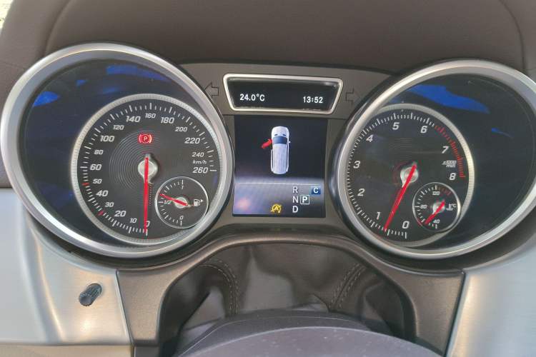 Used Mercedes-Benz GLS 2018 GLS 320 4MATIC Instrument Cluster