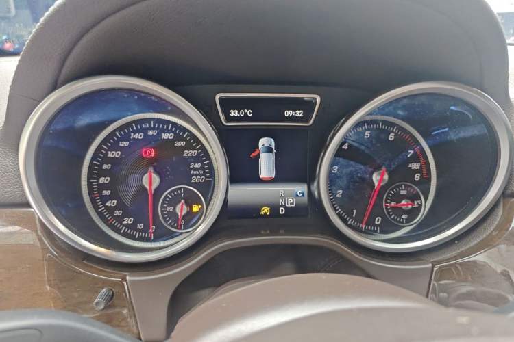 Used Mercedes-Benz GLS 2018 GLS 400 4MATIC Dynamic Model Instrument Cluster