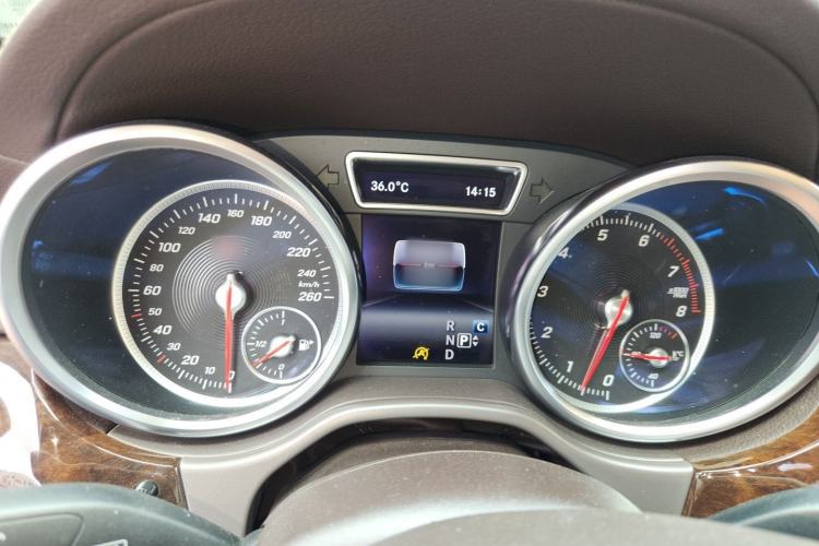 Used Mercedes-Benz GLS 2018 Refreshed GLS 400 4MATIC Dynamic Edition Instrument Cluster