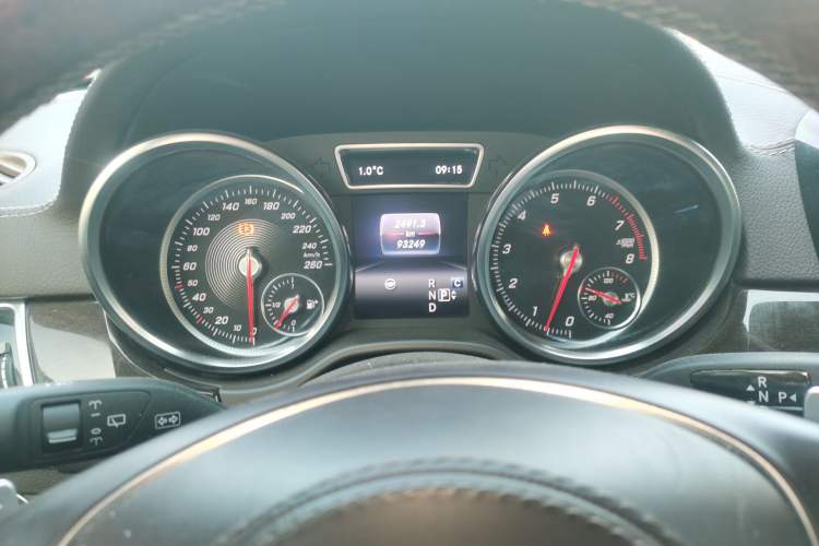 Used Mercedes-Benz GLS 2018 Refreshed GLS 400 4MATIC Dynamic Edition Instrument Cluster