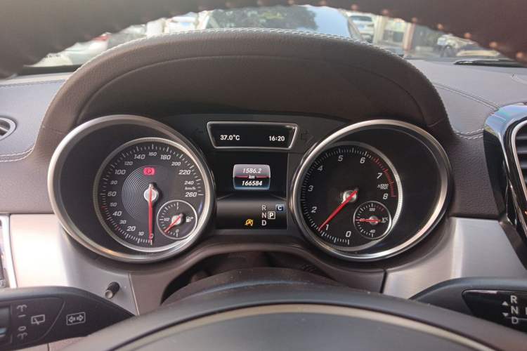 Used Mercedes-Benz GLS 2018 Facelift GLS 320 4MATIC Instrument Cluster