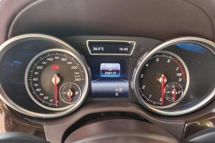 Used Mercedes-Benz GLS 2018 GLS 400 4MATIC Dynamic Model Instrument Cluster