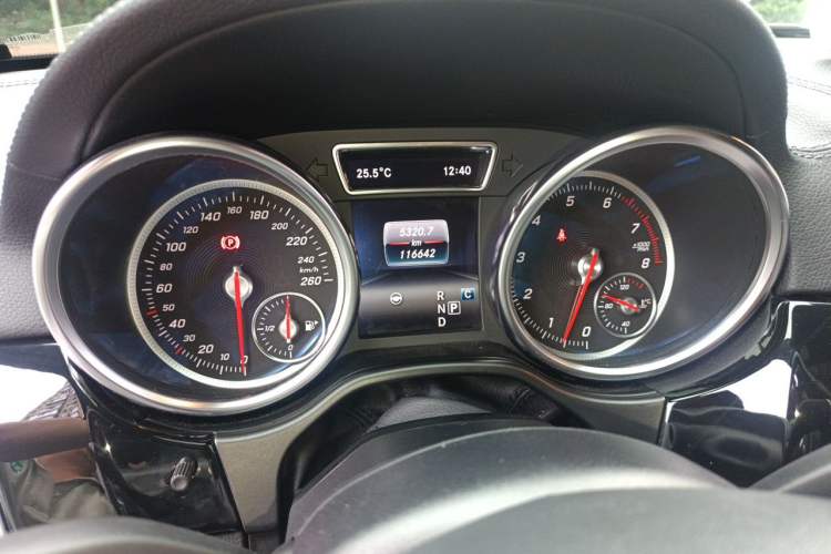Used Mercedes-Benz GLS  Instrument Cluster