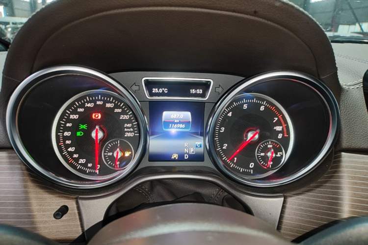 Used Mercedes-Benz GLS 2018 Facelift GLS 320 4MATIC Instrument Cluster