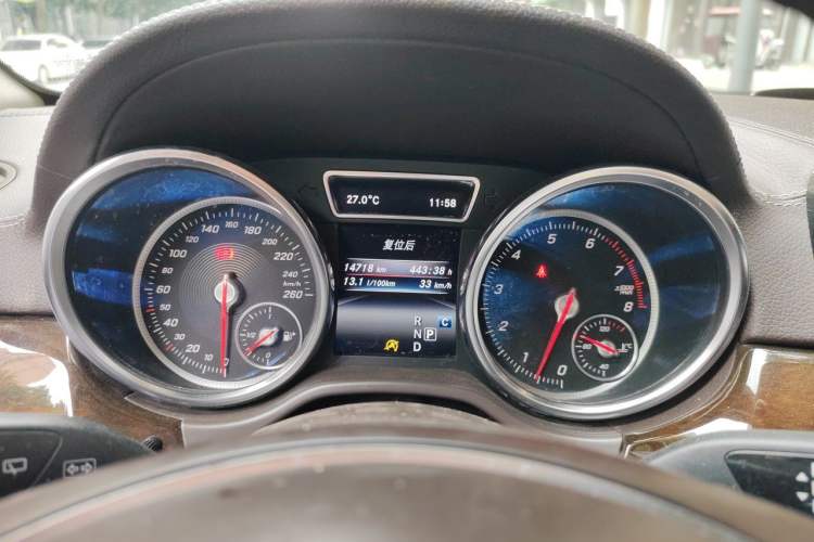 Used Mercedes-Benz GLS 2018 Refreshed GLS 400 4MATIC Dynamic Edition Instrument Cluster