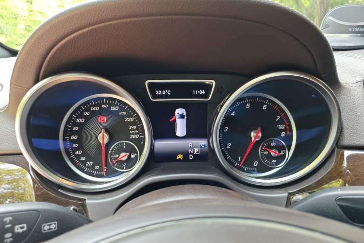Used Mercedes-Benz GLS 2018 Refreshed GLS 400 4MATIC Dynamic Edition Instrument Cluster