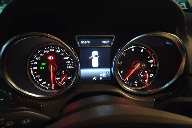 Used Mercedes-Benz GLS 2018 Refreshed GLS 400 4MATIC Dynamic Edition Instrument Cluster