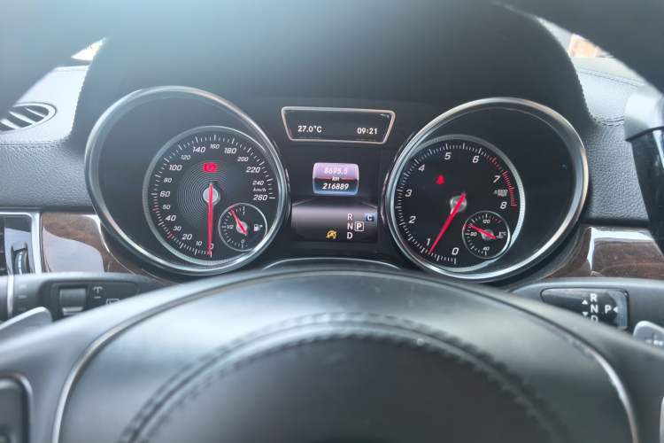 Used Mercedes-Benz GLS 2018 Refreshed GLS 400 4MATIC Dynamic Edition Instrument Cluster