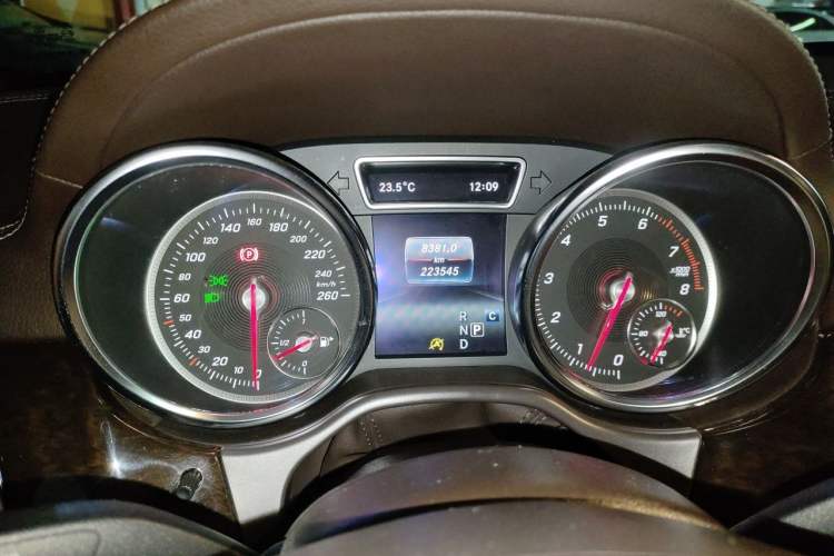 Used Mercedes-Benz GLS 2018 Refreshed GLS 400 4MATIC Dynamic Edition Instrument Cluster