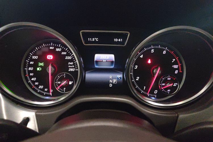 Used Mercedes-Benz GLS 2018 GLS 320 4MATIC Instrument Cluster
