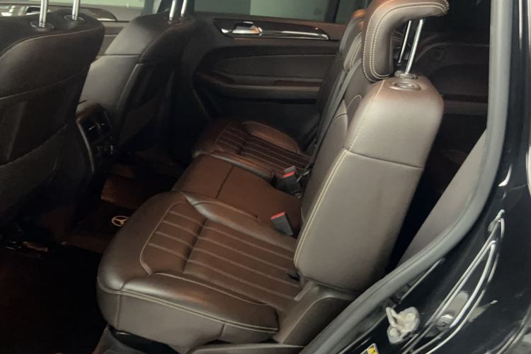 Used Mercedes-Benz GLS 2018 GLS 400 4MATIC Dynamic Model Interior 3
