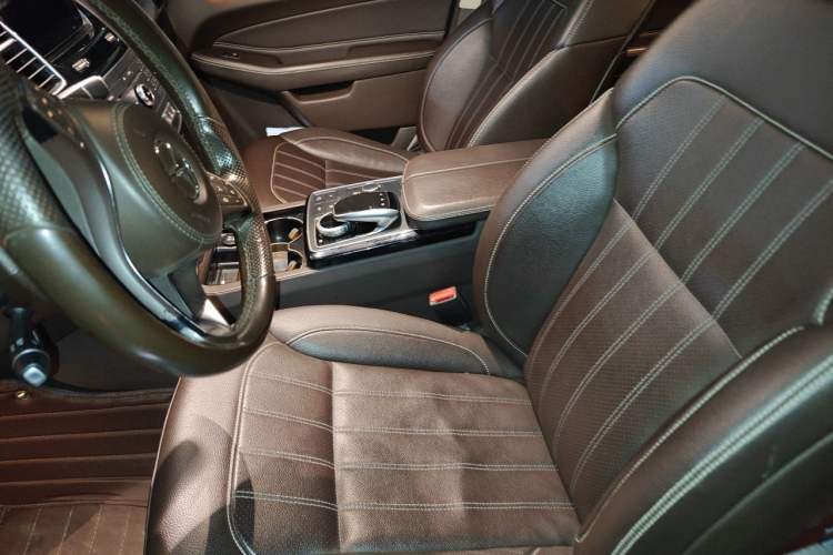 Used Mercedes-Benz GLS 2018 Facelift GLS 320 4MATIC Left Front Seat