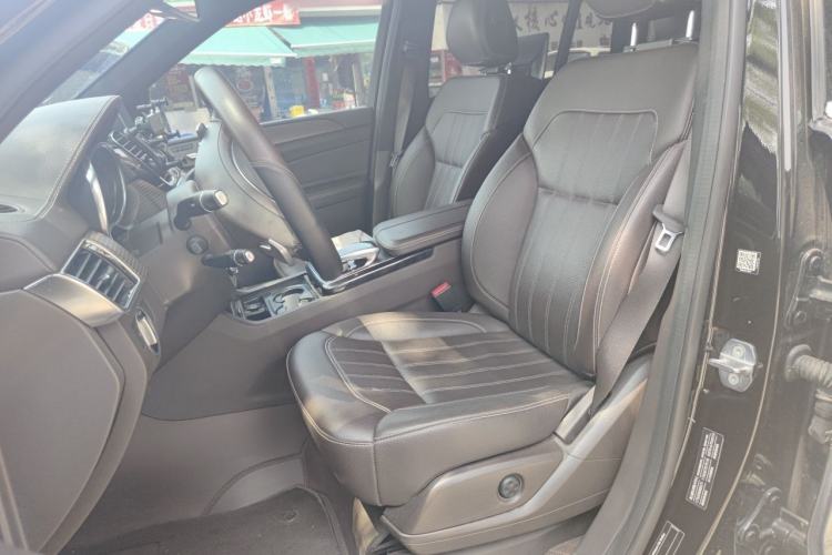 Used Mercedes-Benz GLS 2018 Refreshed GLS 400 4MATIC Dynamic Edition Left Front Seat