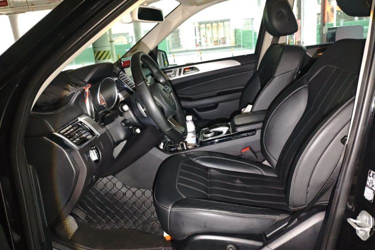 Used Mercedes-Benz GLS 2018 GLS 320 4MATIC Left Front Seat