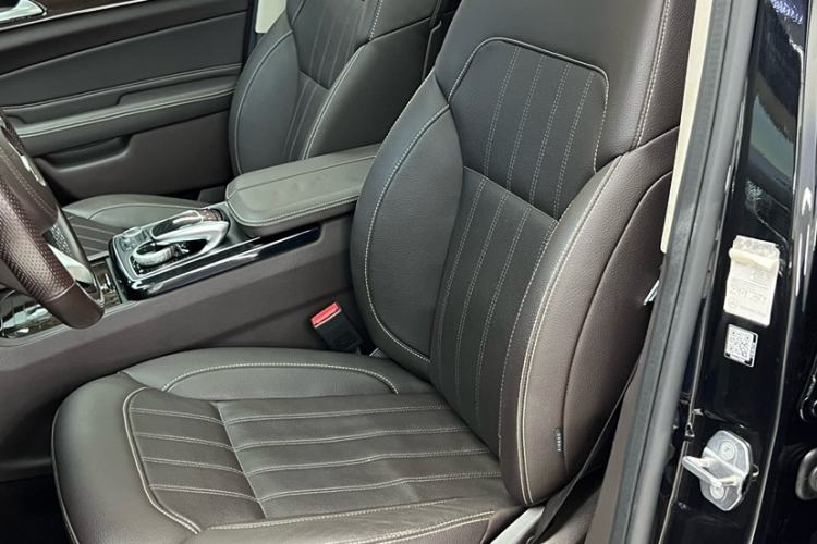 Used Mercedes-Benz GLS 2018 Refreshed GLS 400 4MATIC Dynamic Edition Left Front Seat