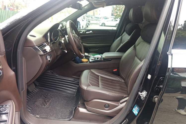 Used Mercedes-Benz GLS 2018 GLS 400 4MATIC Dynamic Model Left Front Seat