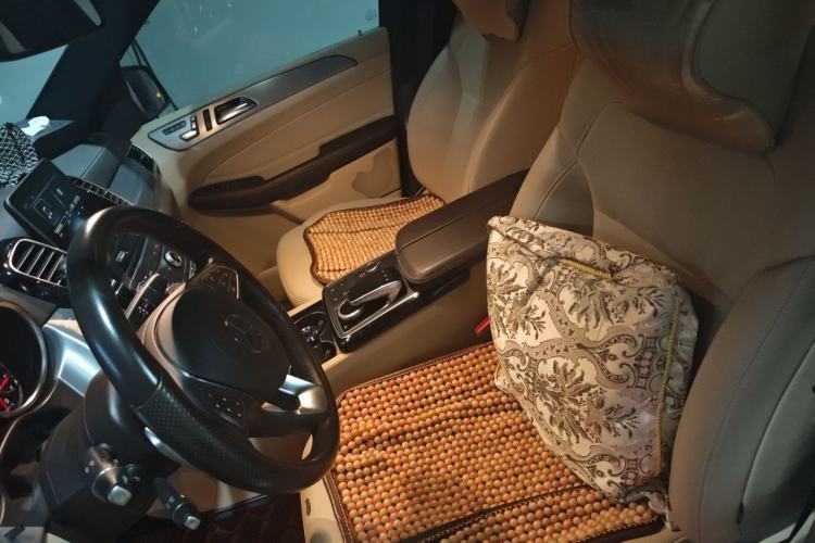 Used Mercedes-Benz GLS 2018 GLS 320 4MATIC Left Front Seat