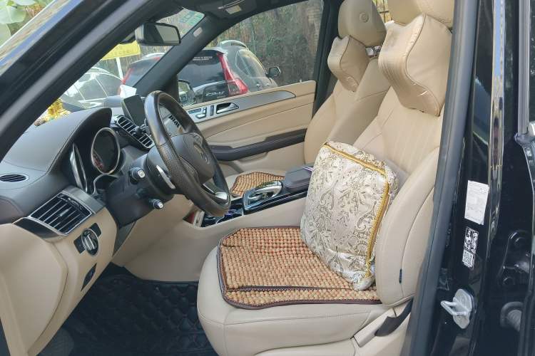 Used Mercedes-Benz GLS 2018 GLS 320 4MATIC Left Front Seat
