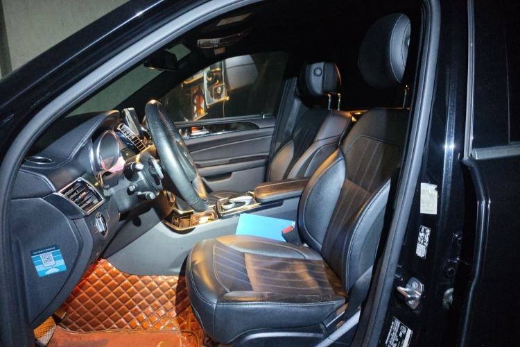 Used Mercedes-Benz GLS  Left Front Seat