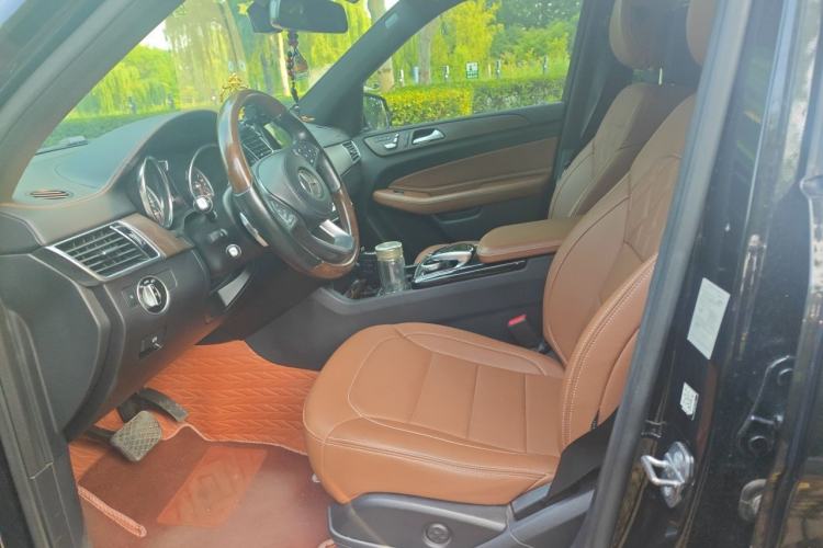 Used Mercedes-Benz GLS 2018 GLS 400 4MATIC Luxury Model Left Front Seat