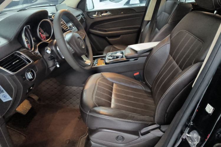 Used Mercedes-Benz GLS 2018 Refreshed GLS 400 4MATIC Dynamic Edition Left Front Seat