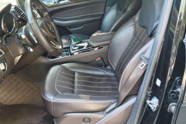 Used Mercedes-Benz GLS 2018 Refreshed GLS 400 4MATIC Dynamic Edition Left Front Seat