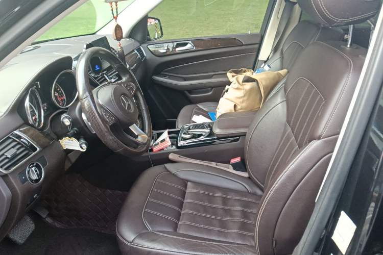 Used Mercedes-Benz GLS 2018 Refreshed GLS 400 4MATIC Dynamic Edition Left Front Seat