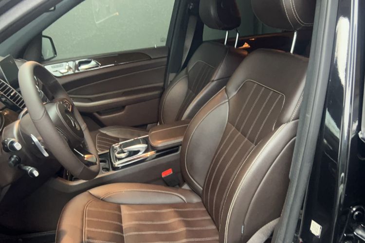 Used Mercedes-Benz GLS 2018 GLS 400 4MATIC Dynamic Model Left Front Seat