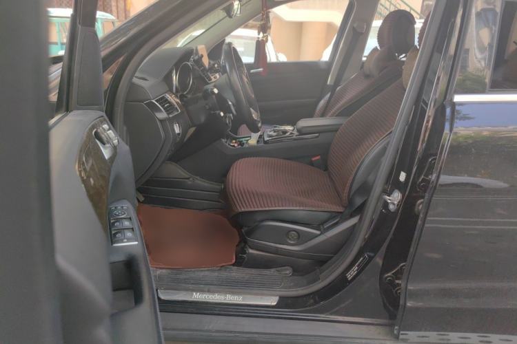 Used Mercedes-Benz GLS 2018 Refreshed GLS 400 4MATIC Dynamic Edition Left Front Seat