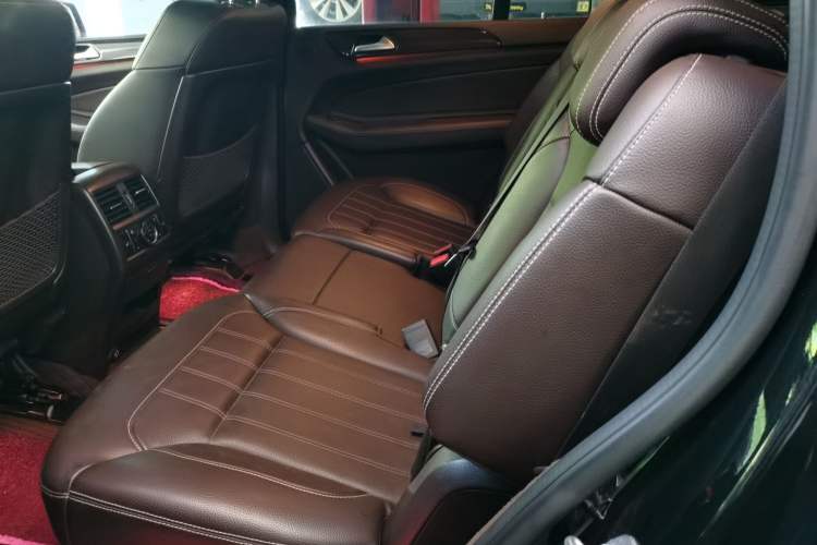 Used Mercedes-Benz GLS 2018 Refreshed GLS 400 4MATIC Dynamic Edition Left Rear Seat