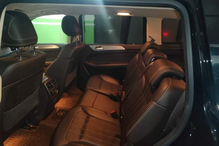 Used Mercedes-Benz GLS 2018 Facelift GLS 320 4MATIC Left Rear Seat