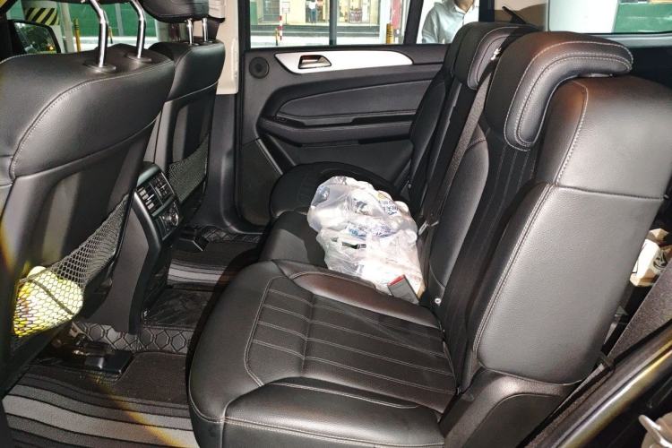 Used Mercedes-Benz GLS 2018 GLS 320 4MATIC Left Rear Seat