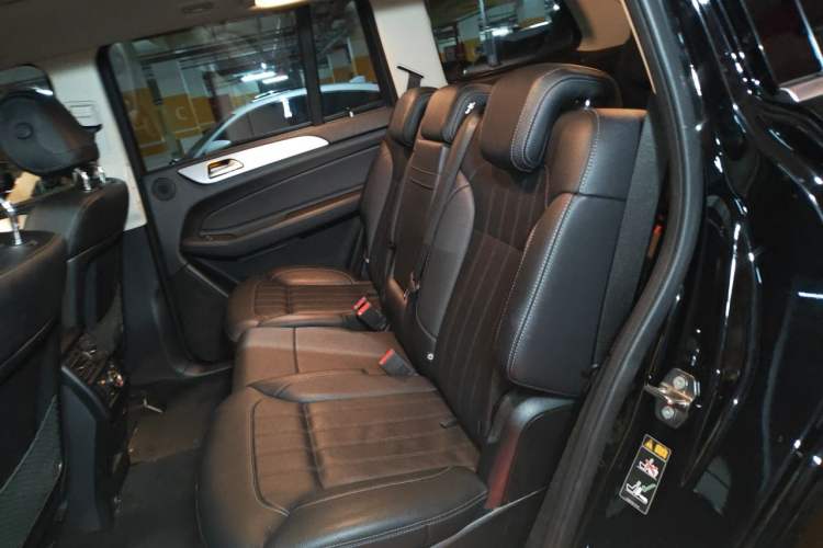 Used Mercedes-Benz GLS 2018 GLS 320 4MATIC Left Rear Seat