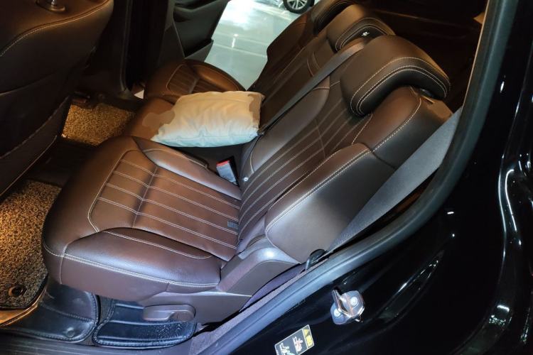 Used Mercedes-Benz GLS 2018 Refreshed GLS 400 4MATIC Dynamic Edition Left Rear Seat